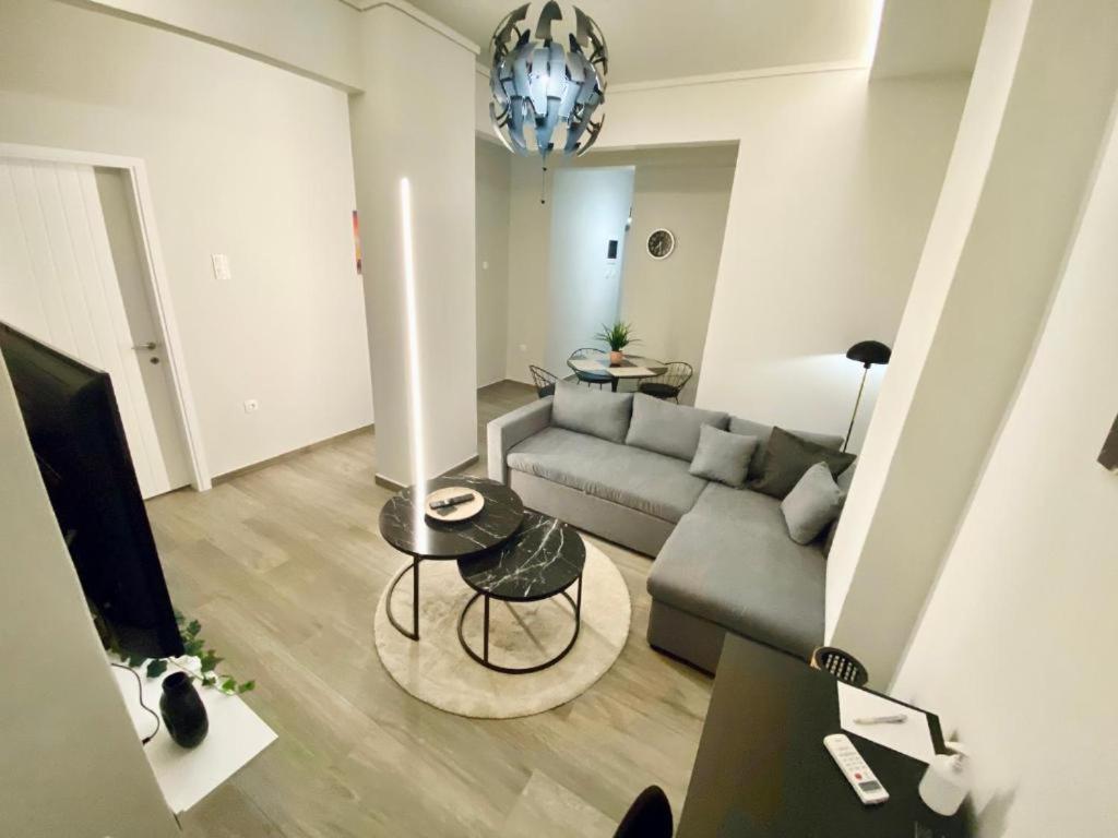 Central Grey Quiet Apartment Szaloniki Kültér fotó